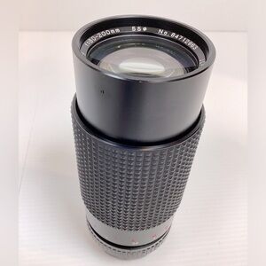 J C Penny MC Auto Zoom 1:39 f=89-200mm No. 84712963 Made In Korea 
Pre-owned